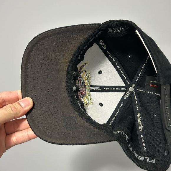 Mitchell & Ness Toronto Raptors US patent - Picture 3 of 8